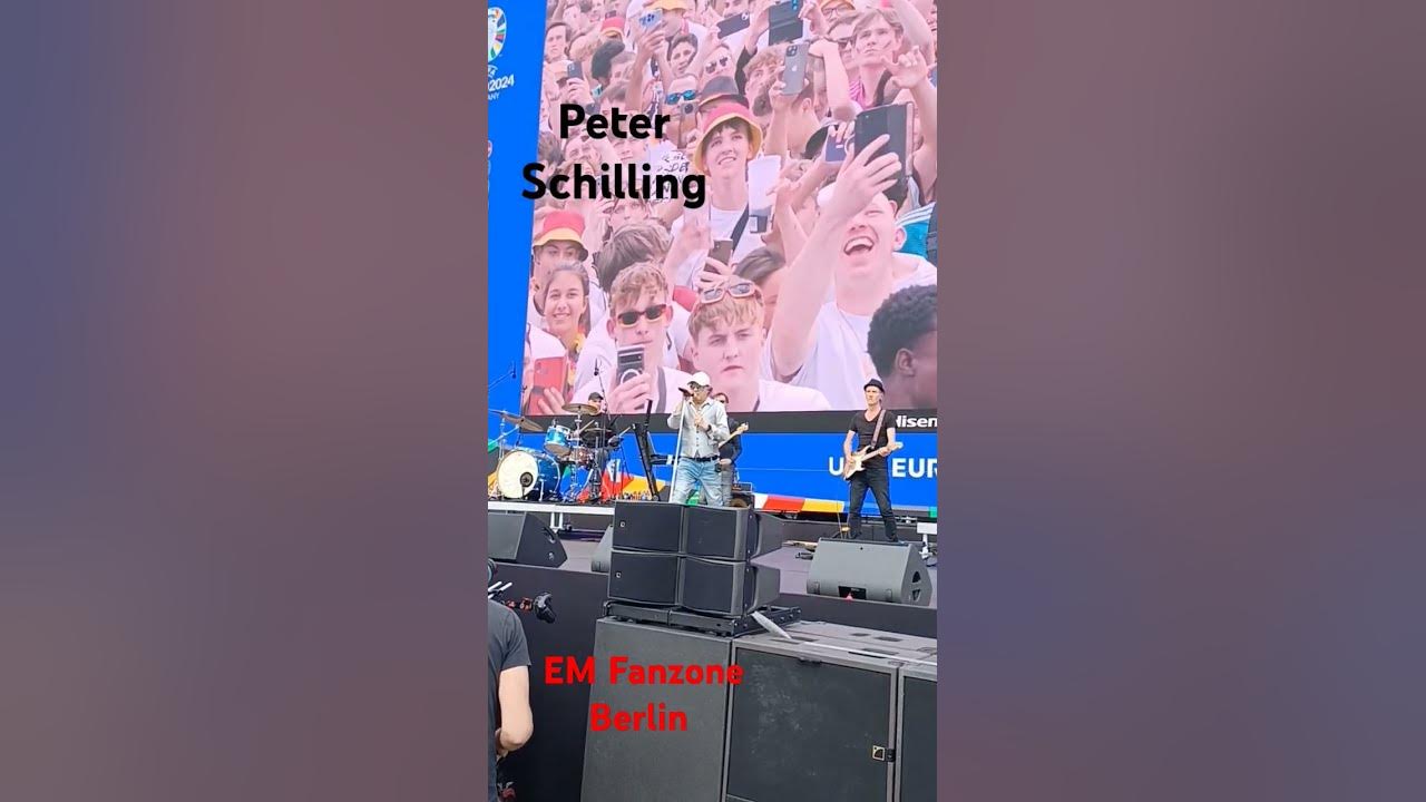 Peter Schilling singt live auf der Fanzone seinen Song Major Tom #berlin #musik #majortom #live