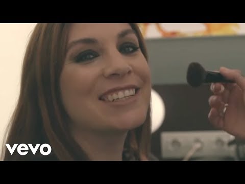 La Oreja de Van Gogh - Cuando Menos Lo Merezca (Video Oficial)