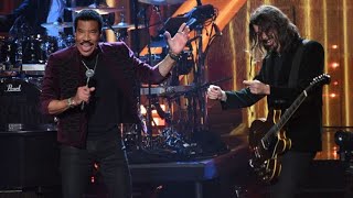 Lionel Richie - Dave Grohl - Easy Like Sunday Morning - Rock N&#39; Roll Hall of Fame 2022 - 11/05/2022