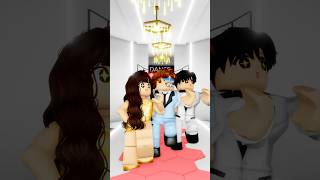 Everyone joined bacon to do the nervy funk dance at dance competition… 😄👀 #roblox #robloxshorts