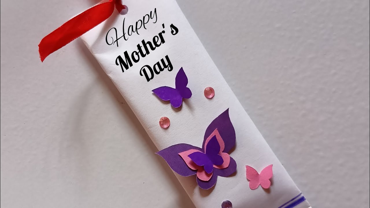 DIY Mother's Day Gifts with DOVE® Dark Chocolate  Homemade gifts for mom,  Diy mother's day crafts, Diy mothers day gifts