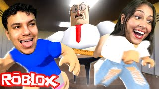 ESCAPAMOS da ESCOLA do DIRETOR DOIDÃO no ROBLOX!