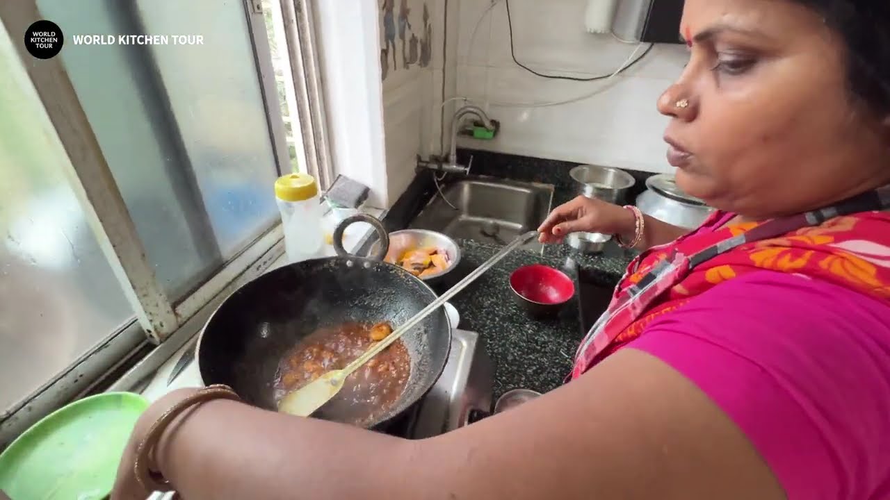 Indian home cooking: Traditional and spicy cuisine