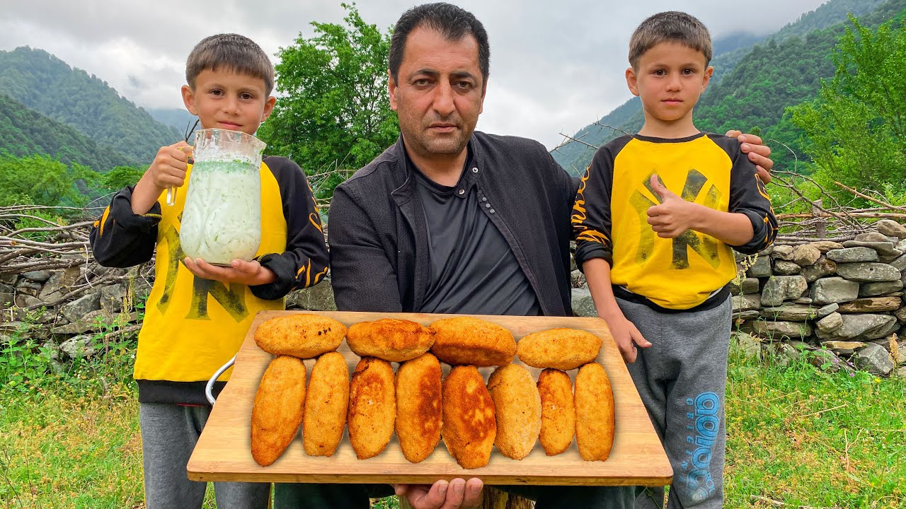 ОЧЕНЬ ВКУСНЫЕ КОТЛЕТЫ ПО-КИЕВСКИ, ПРИГОТОВЛЕННЫЕ В ДЕРЕВНЕ НА КОСТРЕ