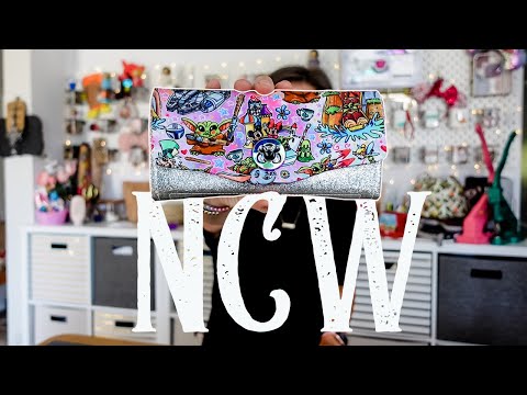 The MOST POPULAR PATTERN ON THE INTERNET?! Making The Necessary Clutch Wallet from Emmaline Bags
