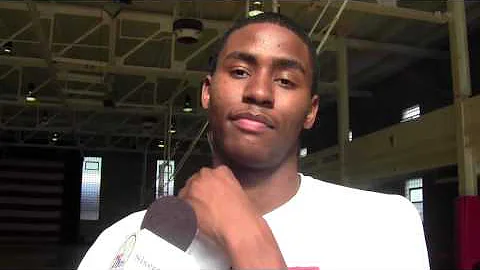 Maurice Harkless visits Sixers Camps