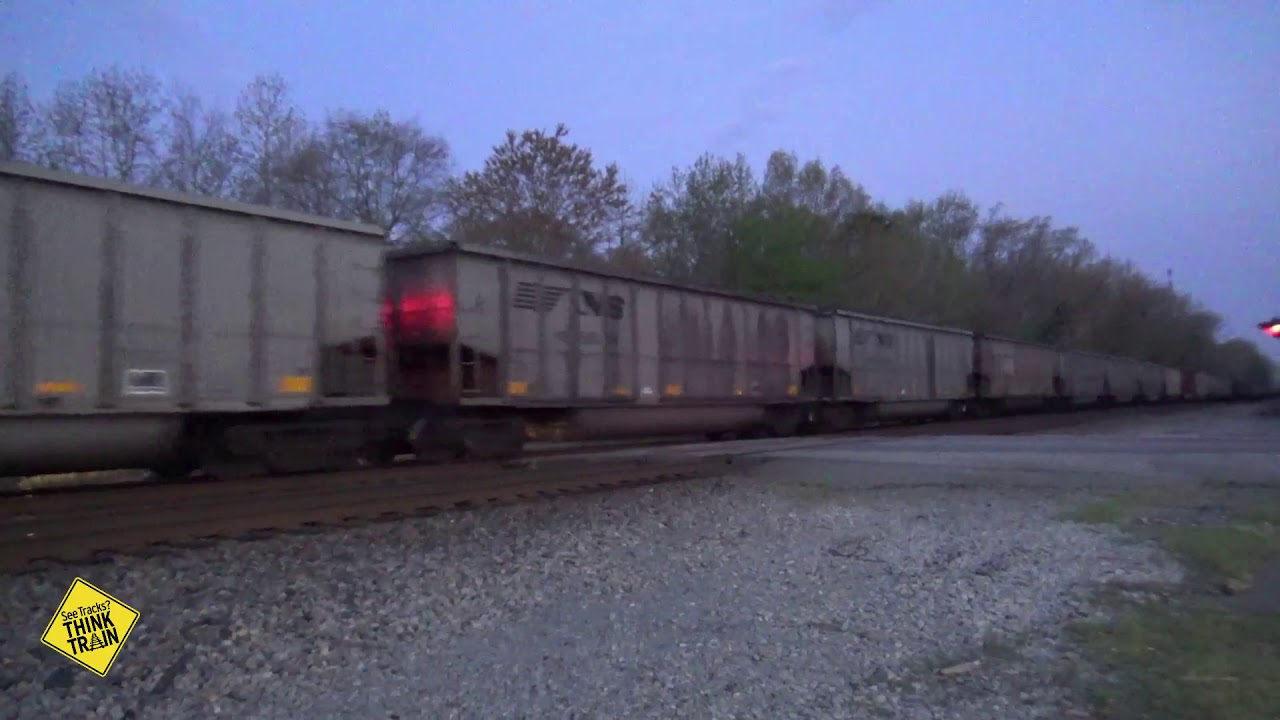 NS 7670 (GE ES44DC) leads NS Coal Train - YouTube