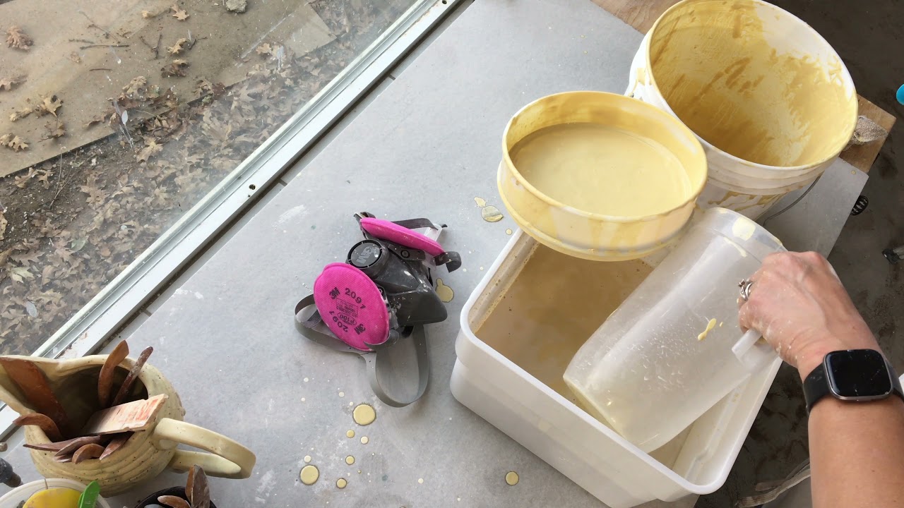Mixing Laguna Glaze in the Ceramics Studio NARRATED VERSION