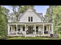 Modern farmhouse featured in country living in Georgia| Farmhouse front porch