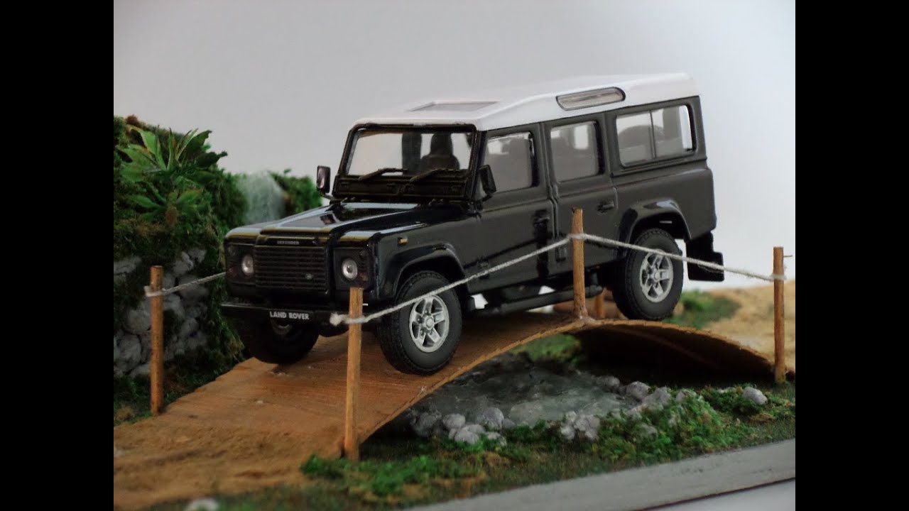 DiORAMA OFF-ROAD TRAiL LAND ROVER DEFENDER WAGON CARARAMA DiE-CAST 1/43 ...