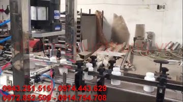 Máy xoáy nắp chai tự động | Công ty TNHH Việt Trung