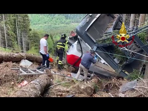 התרסקו מהפסגה על צלע הר: מה גרם לאסון הרכבל באיטליה?