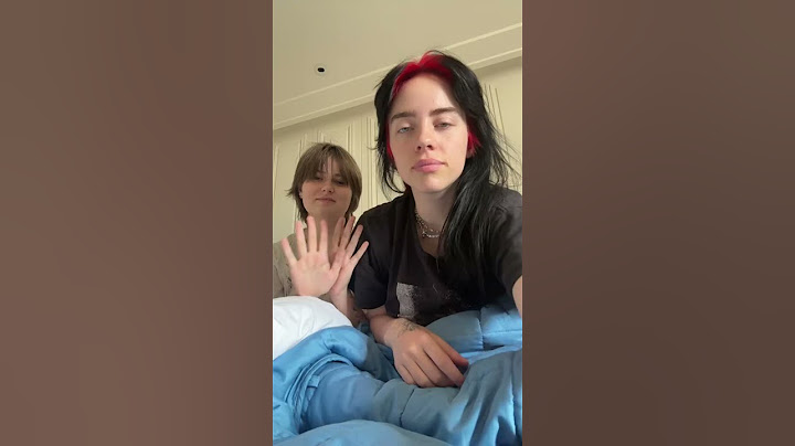 Billie Eilish Admits! 😱 While playing put a finger down Tiktok Challenge game in hotel room