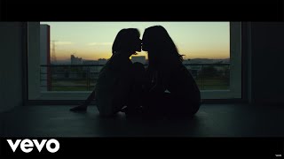 Video voorbeeld van "Reik - Ya Me Enteré (Official Video)"