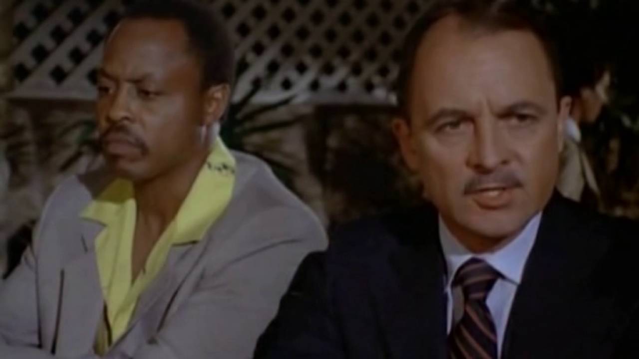 Série MAGNUM Tom Selleck | CinéMaRadio