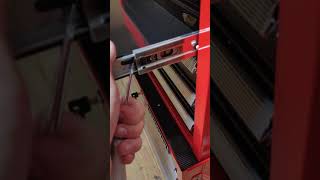how to take drawers off of a Craftsman toolbox 2021 ball bearings