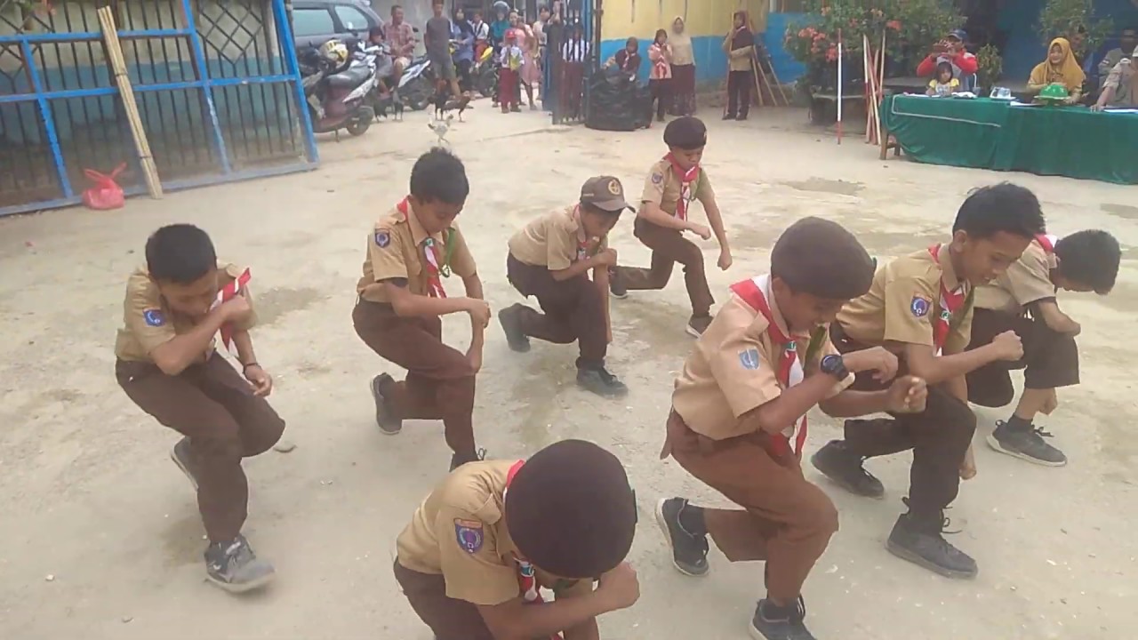 Seru !!! Yel yel Pramuka Putra SDN 6 Kendari