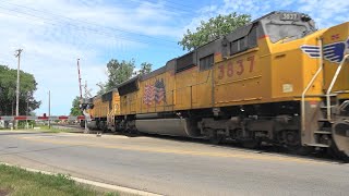 UP EMD's Lead Stack Train, West Chicago, IL 6/19/22
