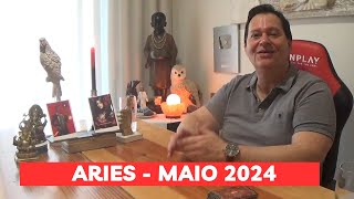 ARIES - MAIO  Uma pessoa esta amadurecendo para vencer e se unir a você