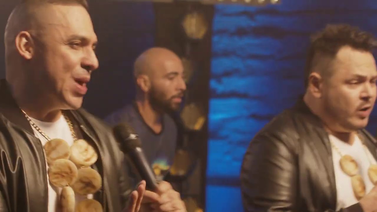 EL CABEZÓN - Los Cantores de Chipuco ( Koko y Koronel - Video Oficial /  DVD)