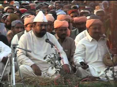 Urs of Sufi Shah Inayat Shaheed, 2012. Sain Sarfaraz Ali Shah and Sahib ...