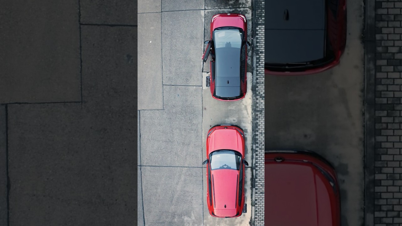 ⚠️ The Exit Warning System enhances safety by detecting  other road users before you open your door.