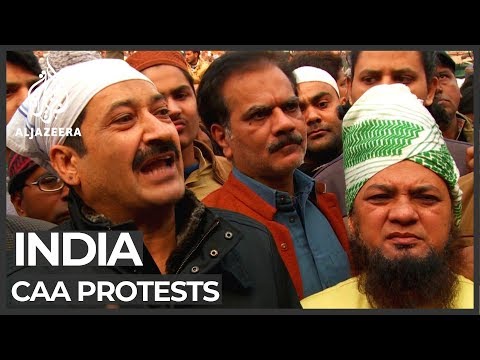Indian protesters defy ban on public gatherings