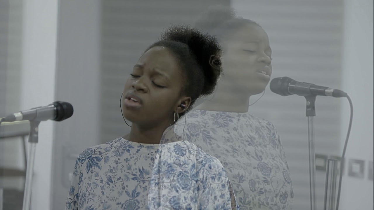 SPIRIT HOVER- Jemima Oduwaiye (Spontaneous Song)