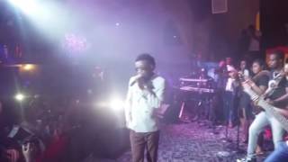 Bisa Kdei Performs "I Love You" Live in Toronto