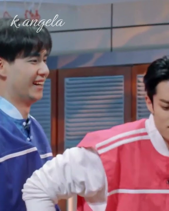 #huyitian & #dylanwang being cute at 
