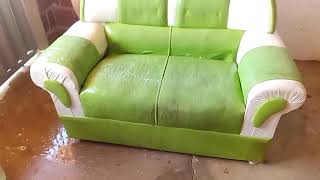 Lavando O Meu Sofá Arrumando A Casa