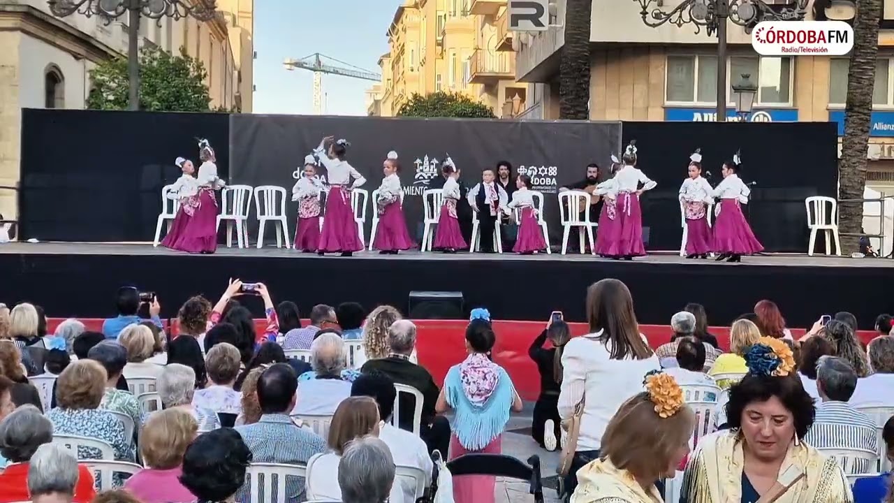 Certamen de Academias de Baile. Academia A Compás