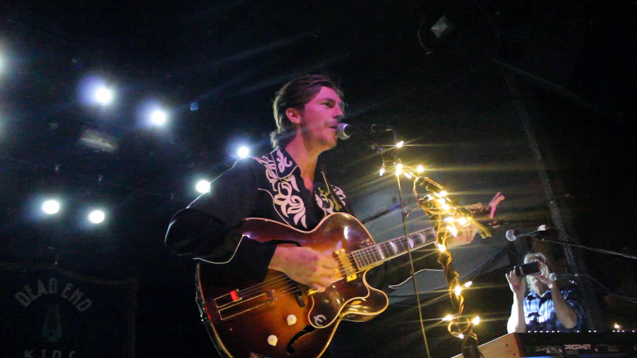 Dan Keyes and Z berg - Walk You Home