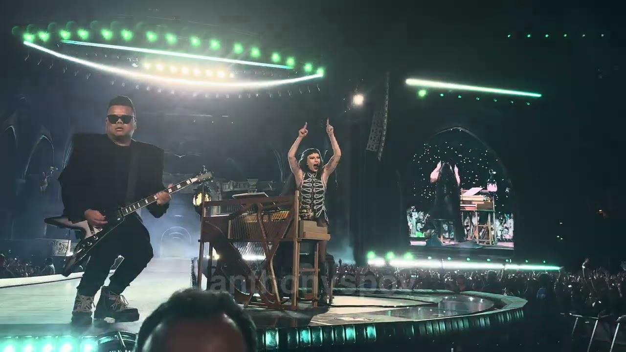 Lady Gaga - Hold My Hand (Live at the MAYHEM Ball Tour in Sydney) 12/12/25