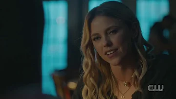 Qual episódio Freya aparece em Legacies?