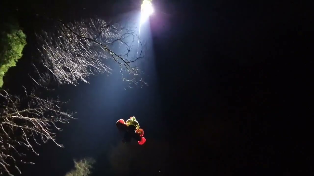 Liberata la speleologa intrappolata nella grotta