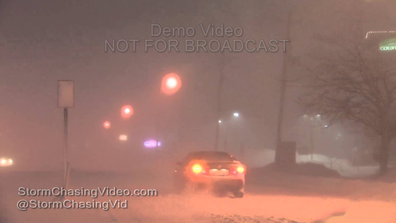 Blinding Snows Hammer Buffalo Airport - 2/16/2016