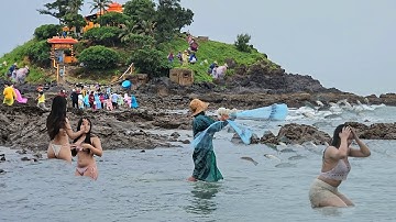 Bác Chài Cá Zô Mánh - Chài Cá Dưới Trời Mưa Tại Bãi Tắm Cực Đẹp Được Rất Nhiều Cá