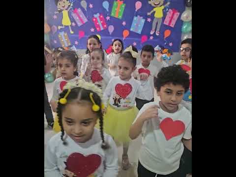 ارسم قلب وضحكة علي الشبابيك عيد الطفولة