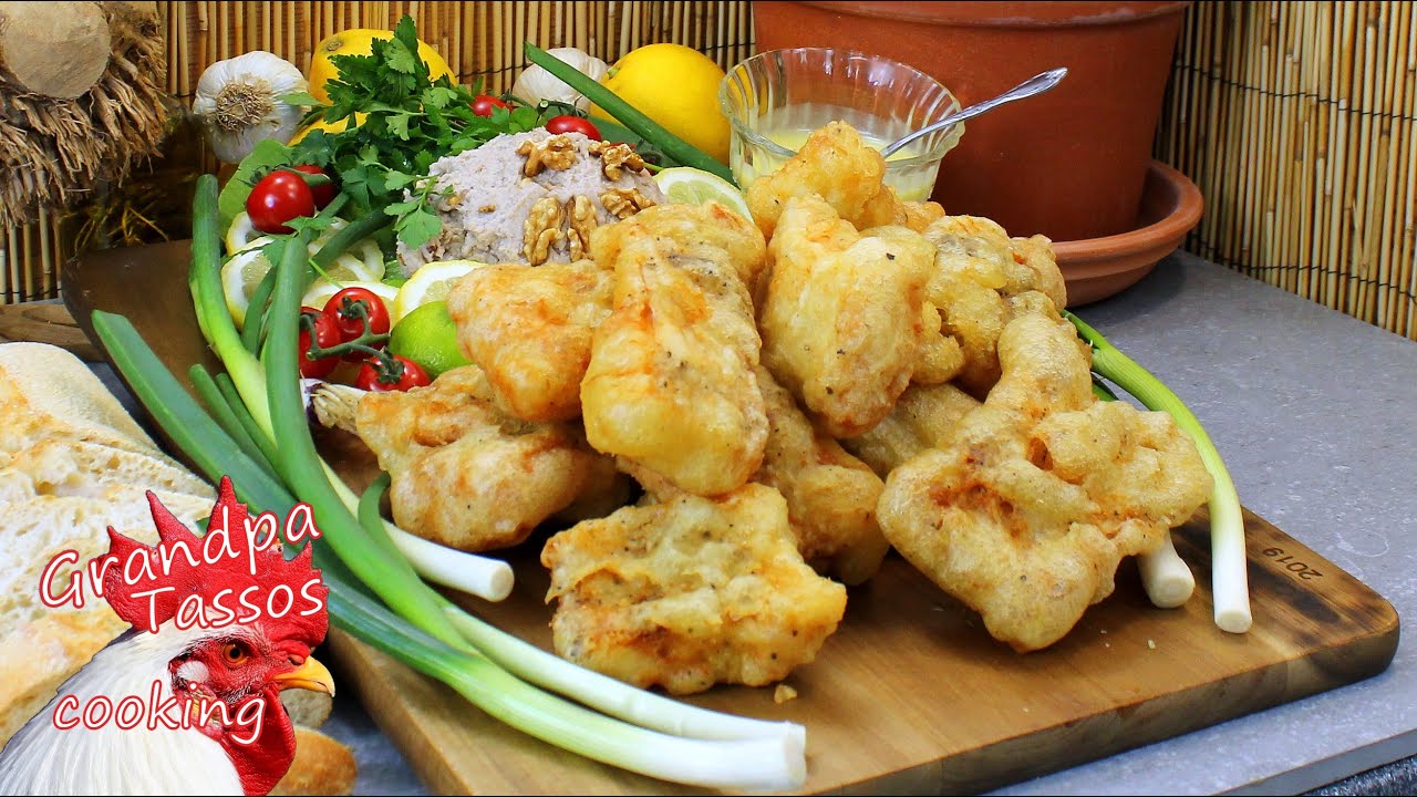 Μπακαλιάρος παραδοσιακός με δύο σκορδαλιές από τον παππού Τάσο