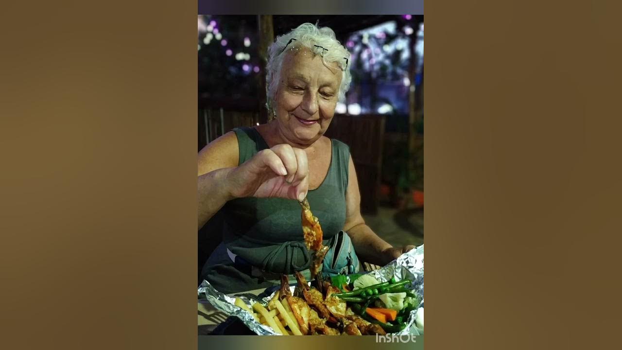 с днём рождениямамлчка. поздравления с днем рожления мам. поздравлениясднёмрождениямаме. открытка сюбтлеем маме. с днем рождения мама долгих лет.