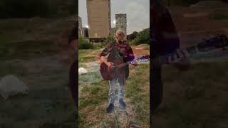 Моноколесо, друзья, гитара, шашлыки, лето, и бесконечное счастье