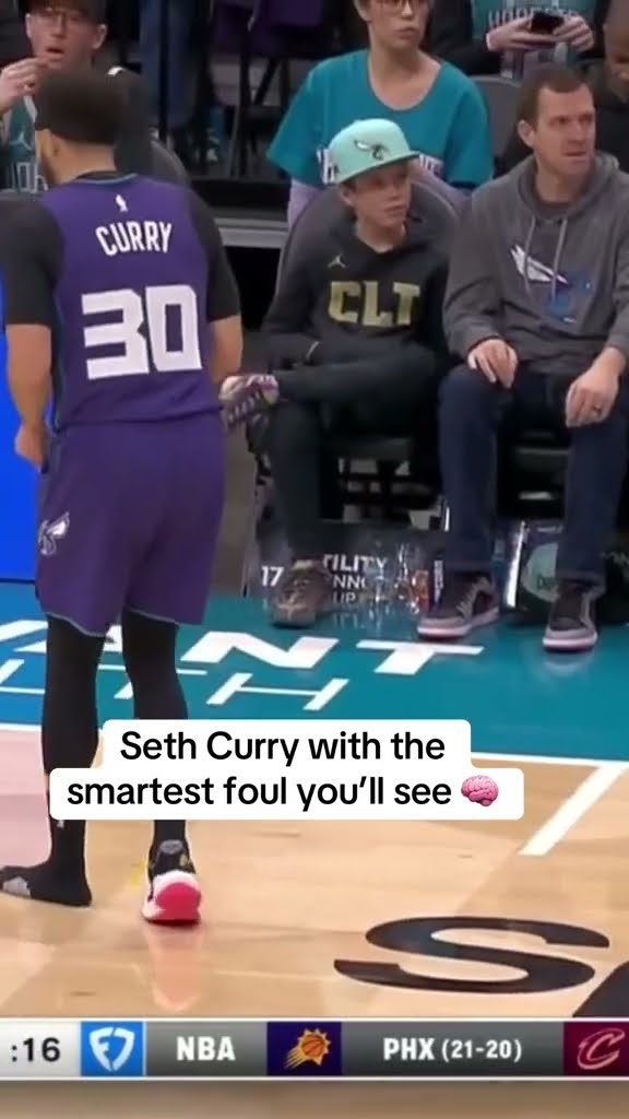 Seth Curry didn’t want to defend with just one shoe ?