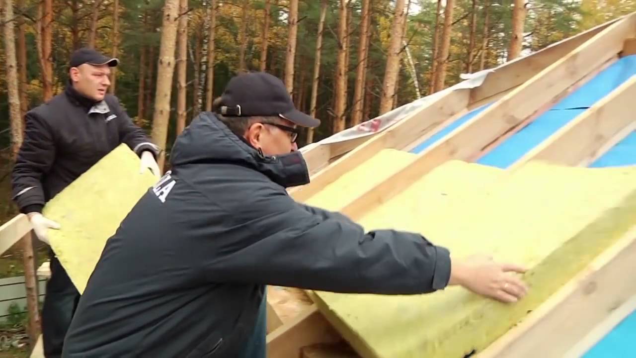 Установка утеплителя для гибкой черепицы Tegola - YouTube