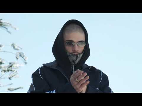 Youtube: Izen – No More Christmas