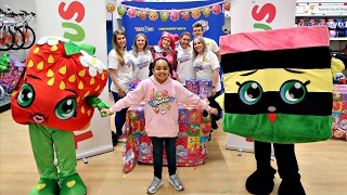 Shopkins Season 7 Party At Toys R Us - Meet And Greet - Surprise Toys For Fans | Toys AndMe