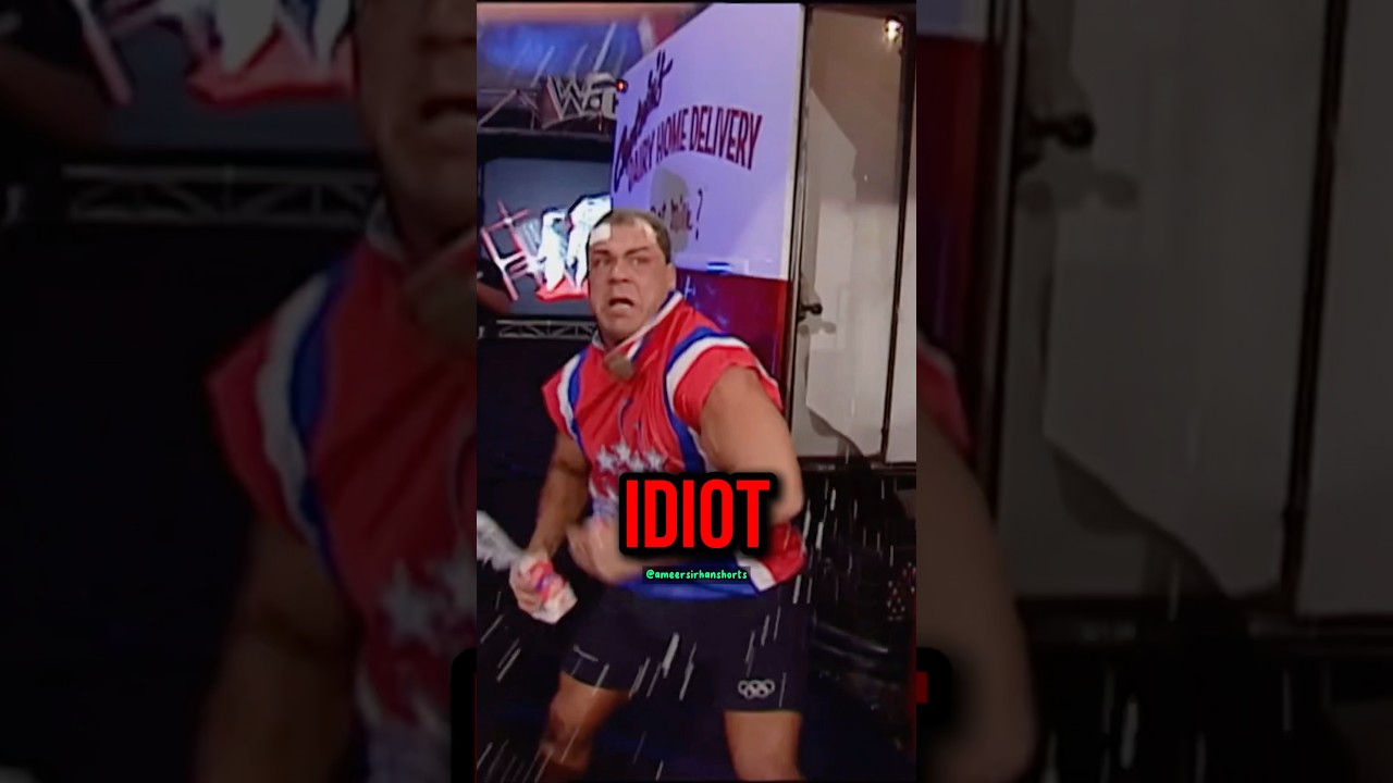 Курт Энгл обливается ледяным молоком 