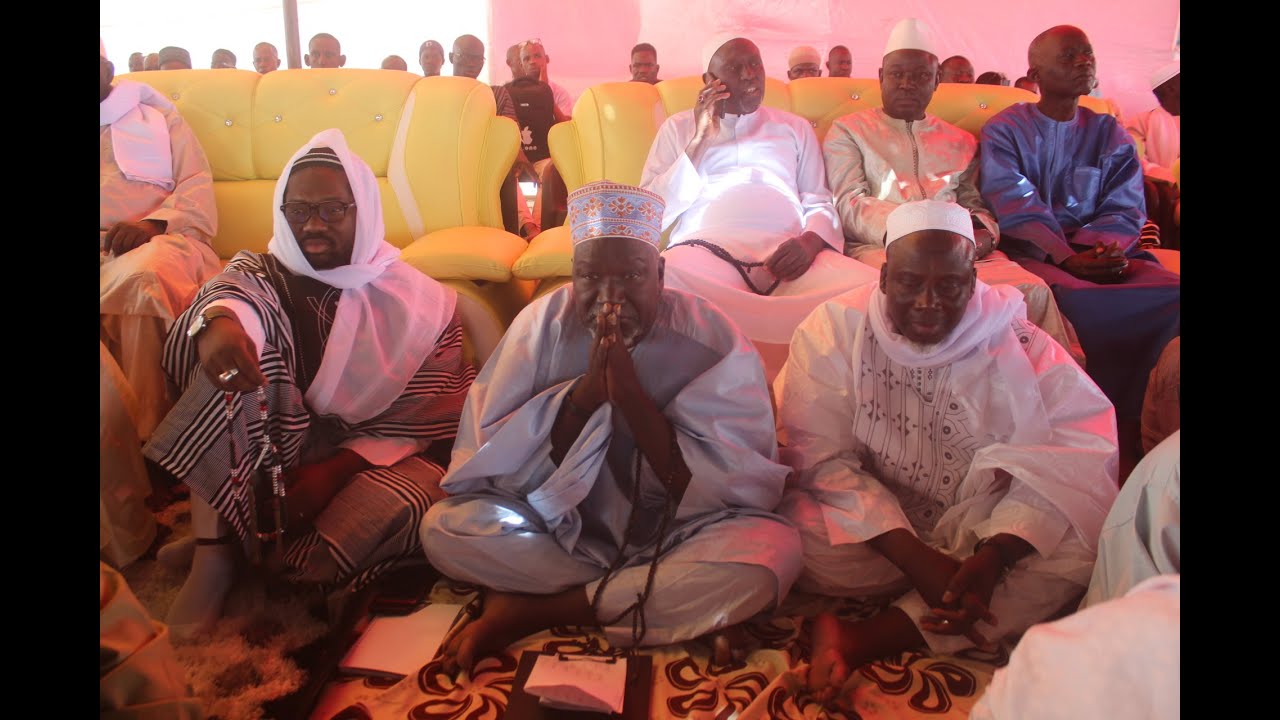 CHEIKH IBRAHIM KHALIF MOUHIDINE RECADRE / MAIT EN GARDE ET DONNE DES LECON A LA JEUNESSE