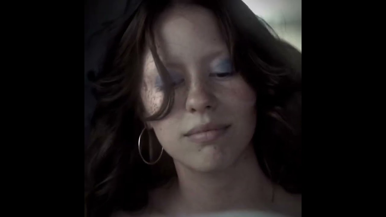 mia goth as maxine minx / x (2022) edit