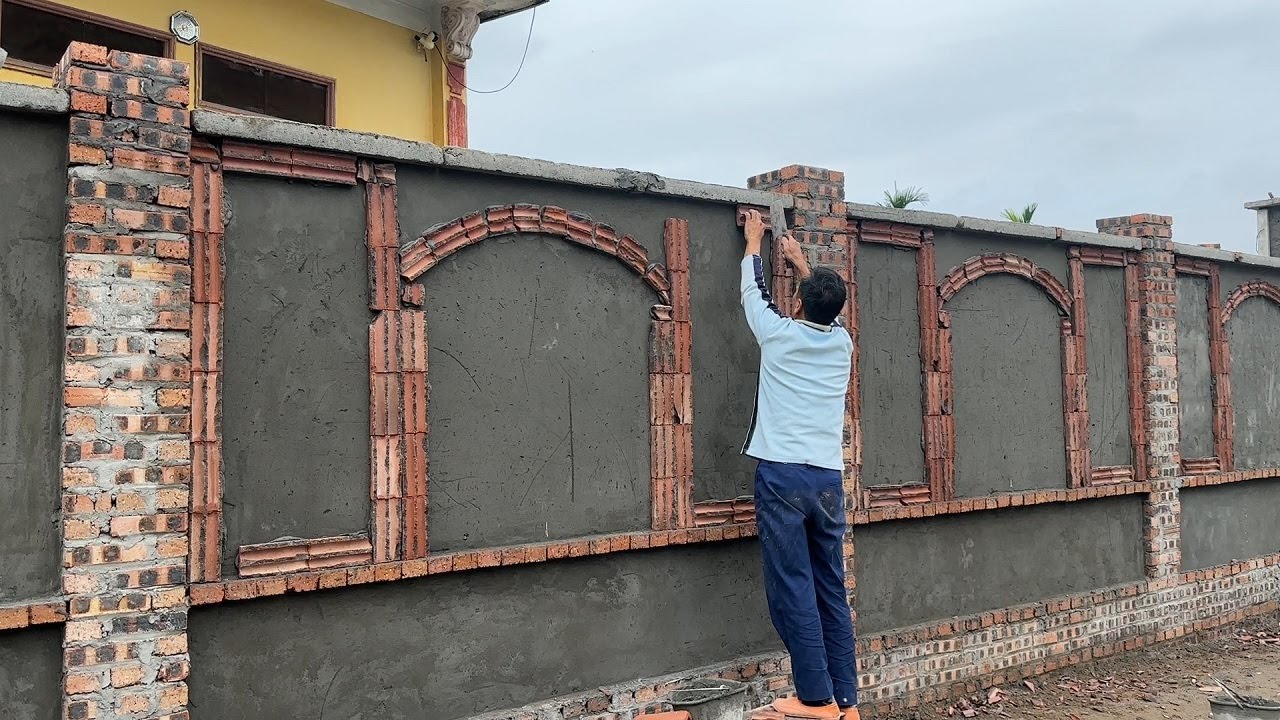 Techniques For Building & Decorating A Perfect Fence Wall With A Mixture Of Bricks, Sand And Cement
